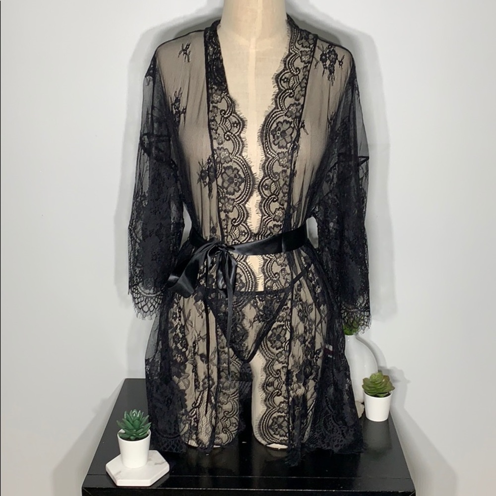 Black Lace Lingerie Robe And Thong Set With Satiny Belt - Picture 13 of 16